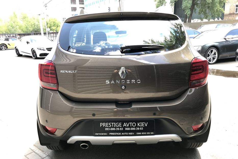 Продам Renault Sandero StepWay ZEN 2018 года в Киеве