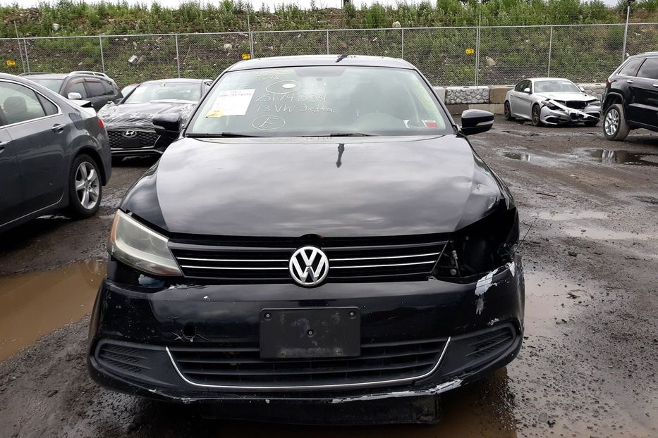 Продам Volkswagen Jetta SE 2013 года в Харькове