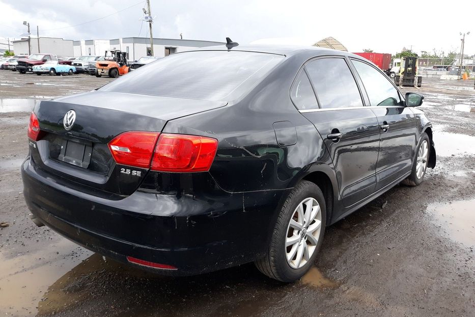 Продам Volkswagen Jetta SE 2013 года в Харькове