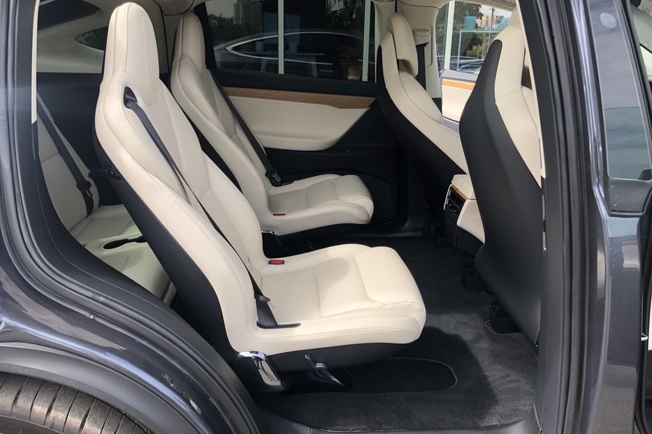 Продам Tesla Model X 100D 2019 года в Киеве