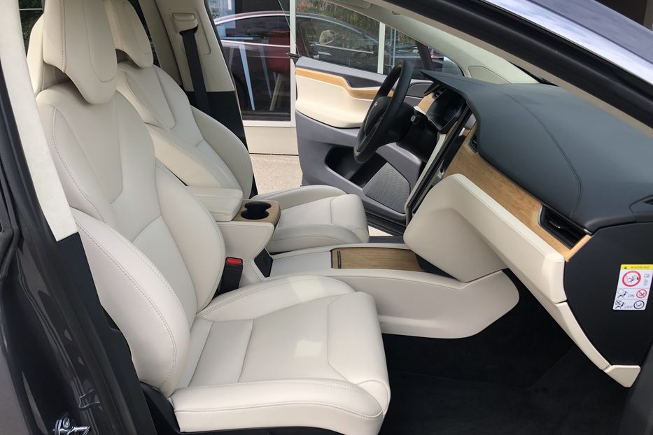 Продам Tesla Model X 100D 2019 года в Киеве