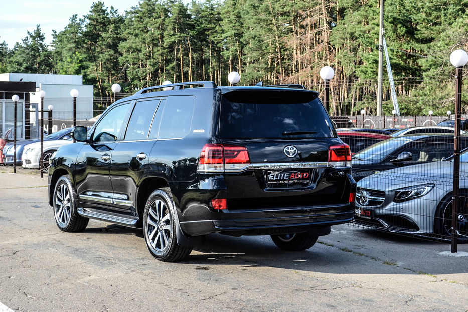 Продам Toyota Land Cruiser 200 Executive Lounge Дизель  2020 года в Киеве