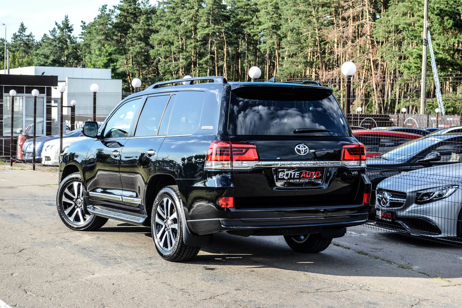 Продам Toyota Land Cruiser 200 Executive Lounge Дизель  2020 года в Киеве