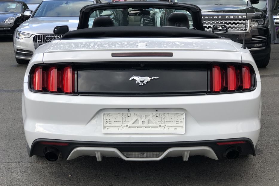 Продам Ford Mustang 2016 года в Киеве