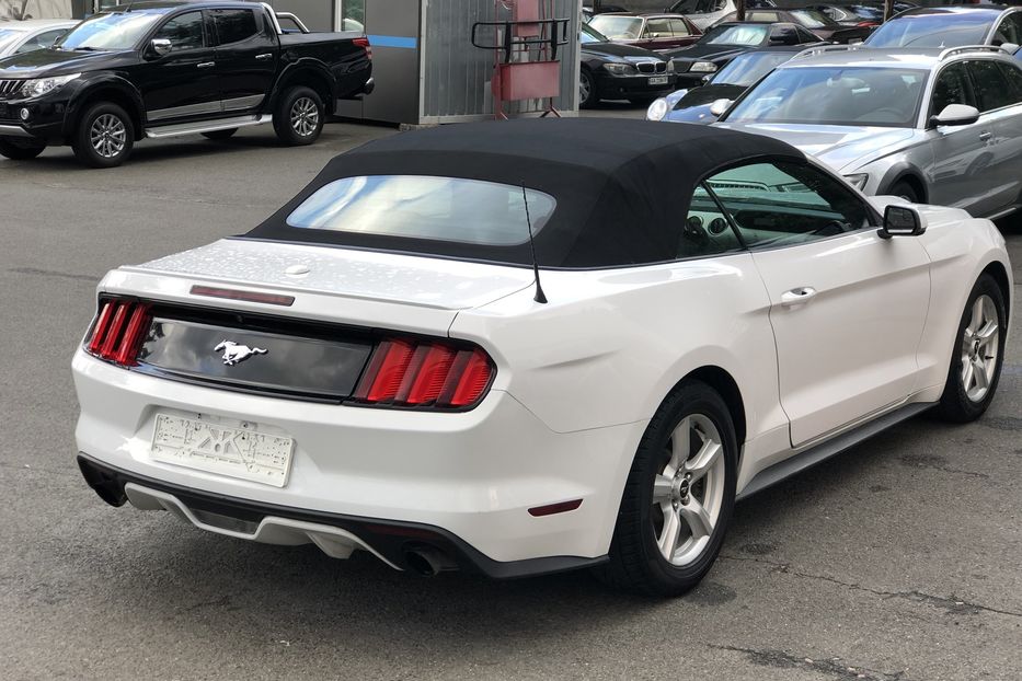 Продам Ford Mustang 2016 года в Киеве