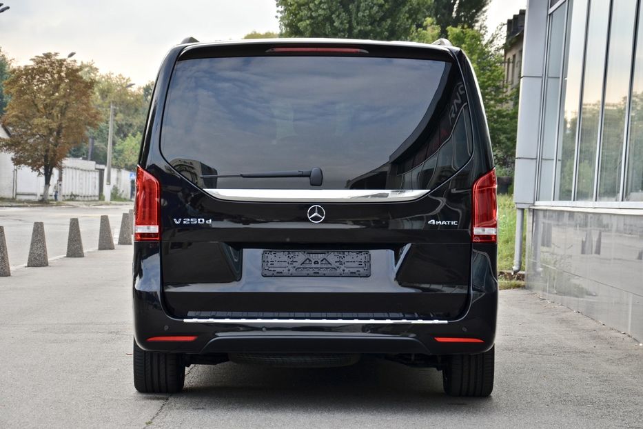 Продам Mercedes-Benz V-Class AMG Extra Long 4MATIC 2020 года в Киеве