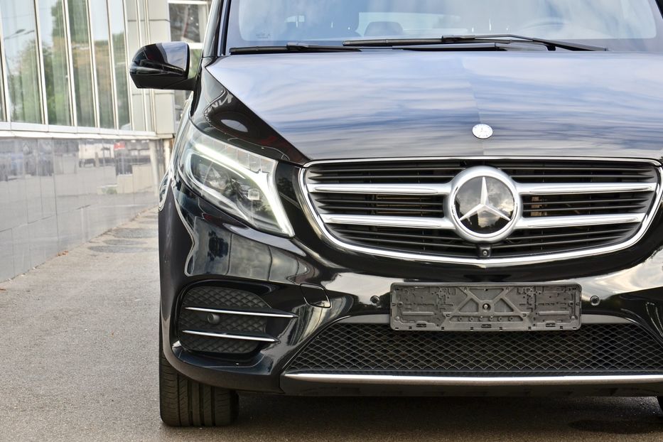 Продам Mercedes-Benz V-Class AMG Extra Long 4MATIC 2020 года в Киеве