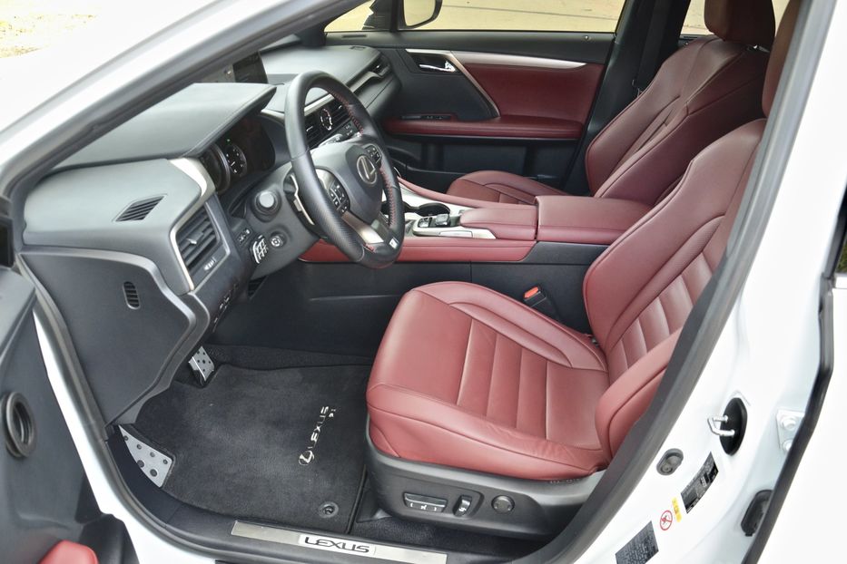 Продам Lexus RX 200 F-SPORT 2017 года в Киеве