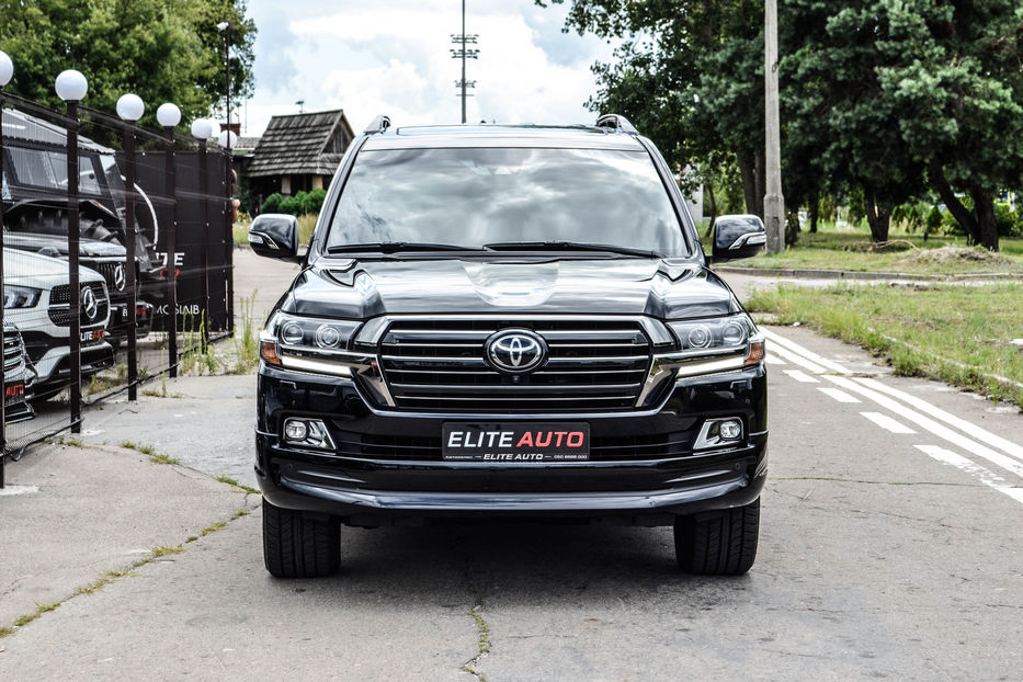 Продам Toyota Land Cruiser 200 Excalibur 2018 года в Киеве