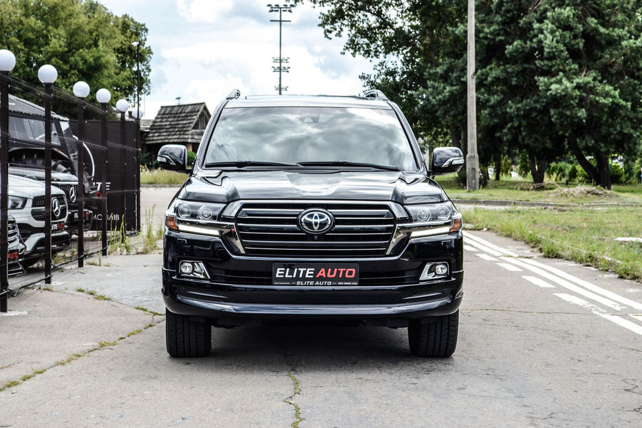 Продам Toyota Land Cruiser 200 Excalibur 2018 года в Киеве