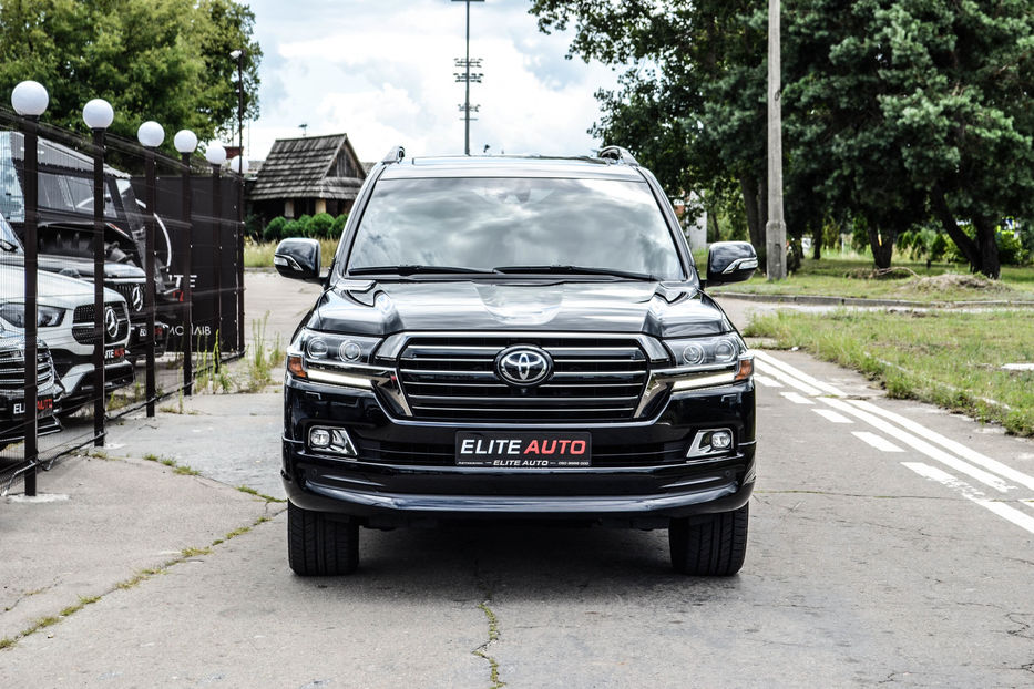 Продам Toyota Land Cruiser 200 Excalibur 2018 года в Киеве