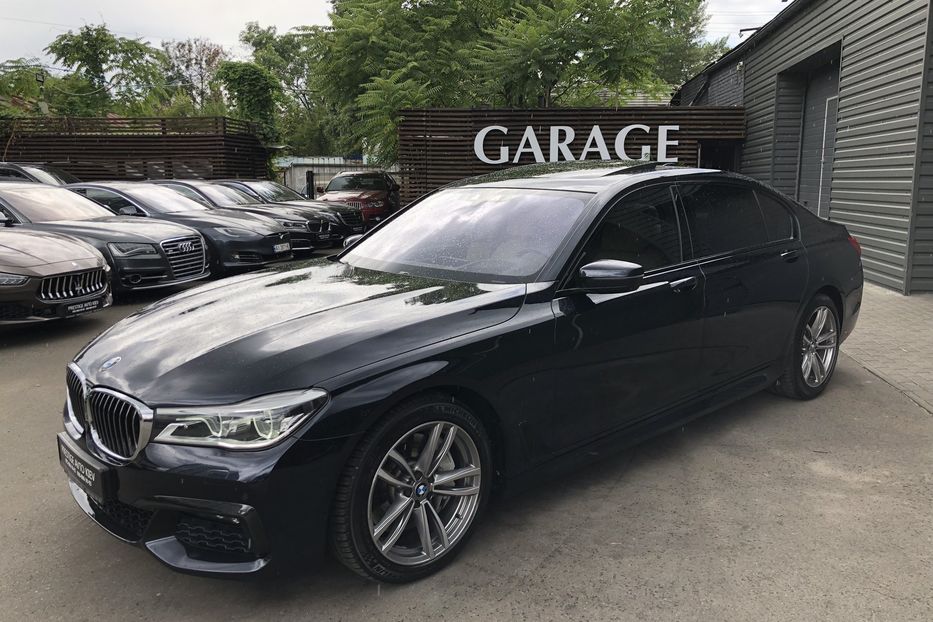 Продам BMW 750 Li M-Sport Package xDrive 2015 года в Киеве