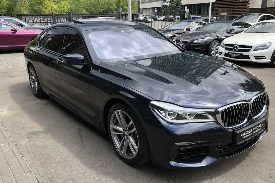 Продам BMW 750 Li M-Sport Package xDrive 2015 года в Киеве