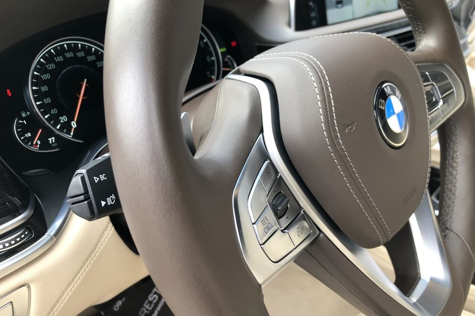 Продам BMW 750 Li M-Sport Package xDrive 2015 года в Киеве