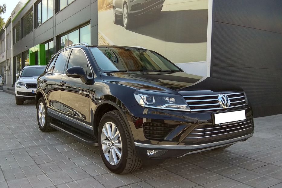 Продам Volkswagen Touareg Life+Option 2015 года в Николаеве