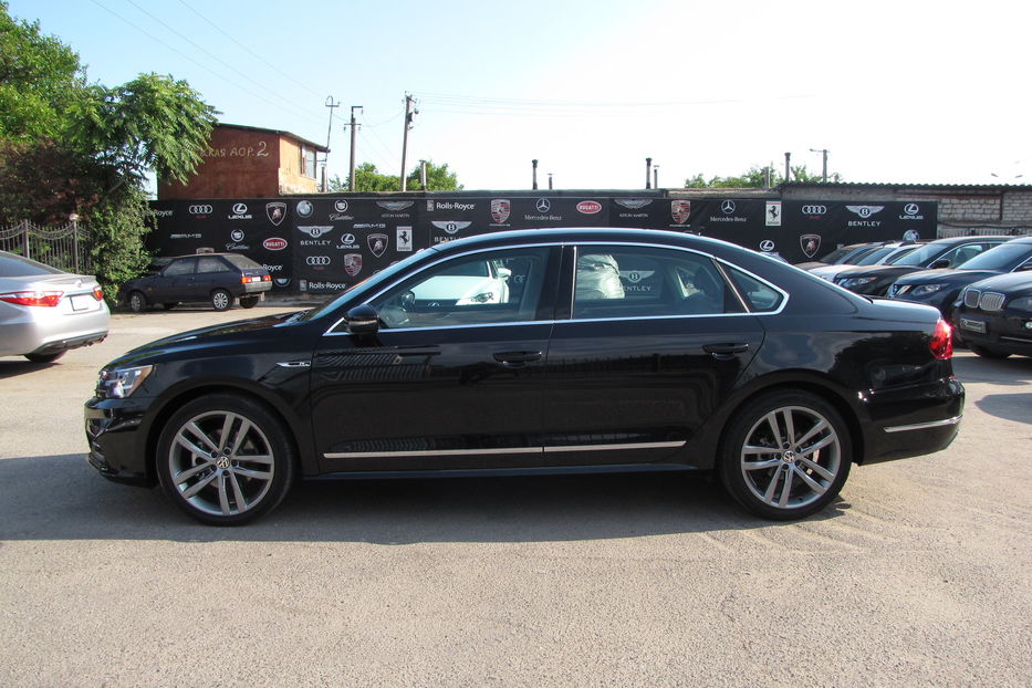 Продам Volkswagen Passat B8 R-Line 2017 года в Одессе