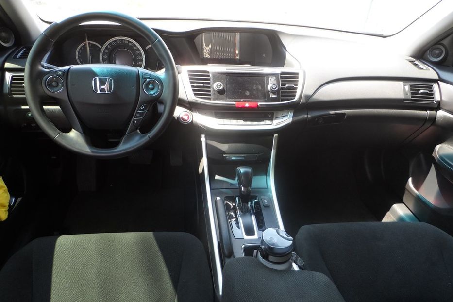 Продам Honda Accord 2013 года в Днепре