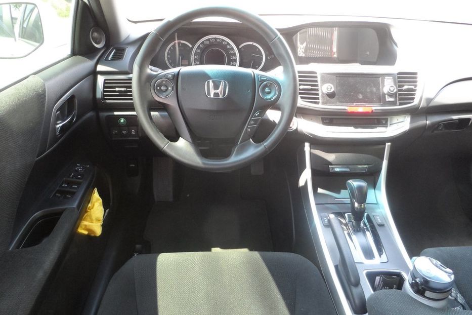 Продам Honda Accord 2013 года в Днепре