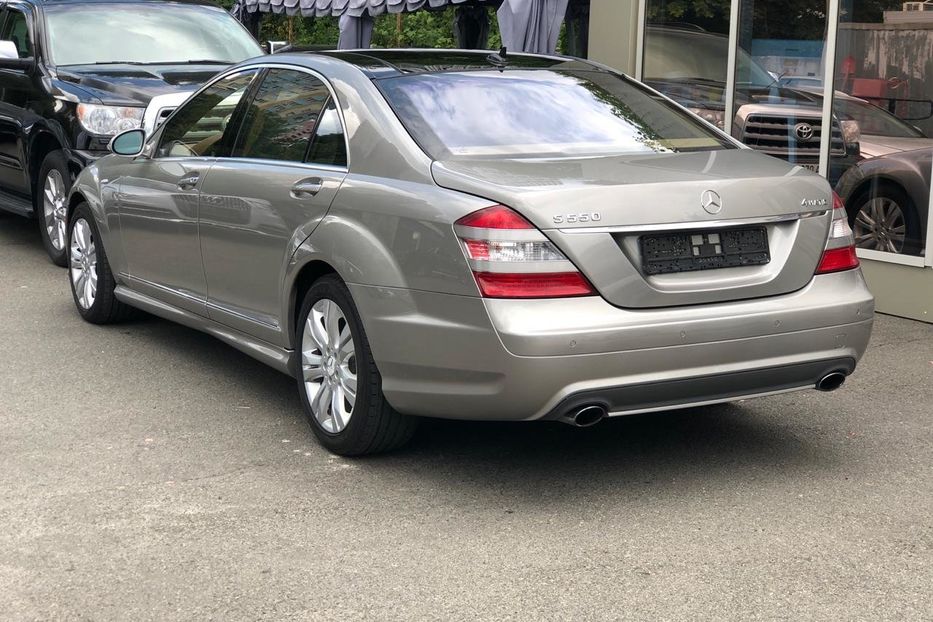 Продам Mercedes-Benz S-Class 550 4matic ///AMG 2009 года в Киеве