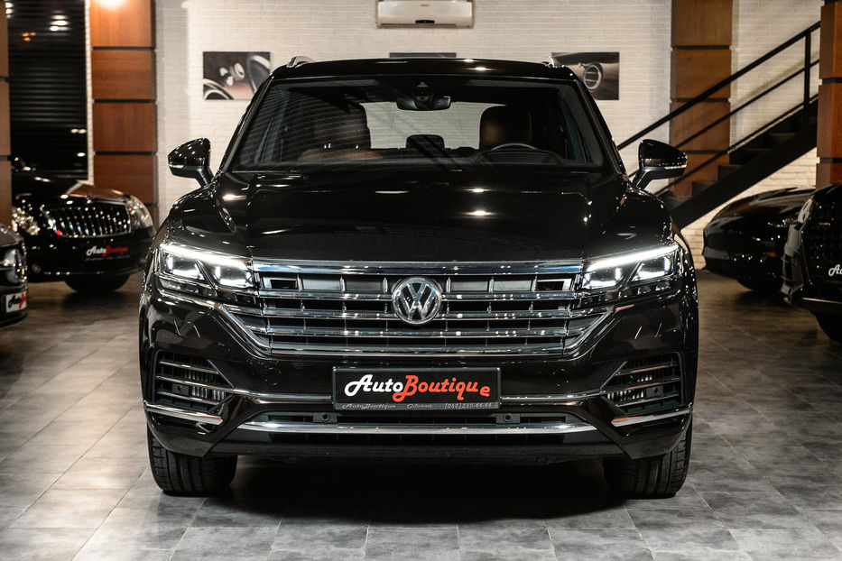 Продам Volkswagen Touareg 2019 года в Одессе