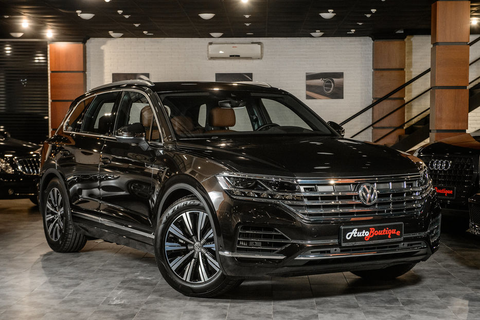 Продам Volkswagen Touareg 2019 года в Одессе