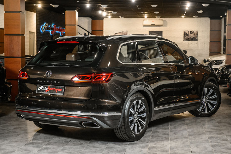 Продам Volkswagen Touareg 2019 года в Одессе