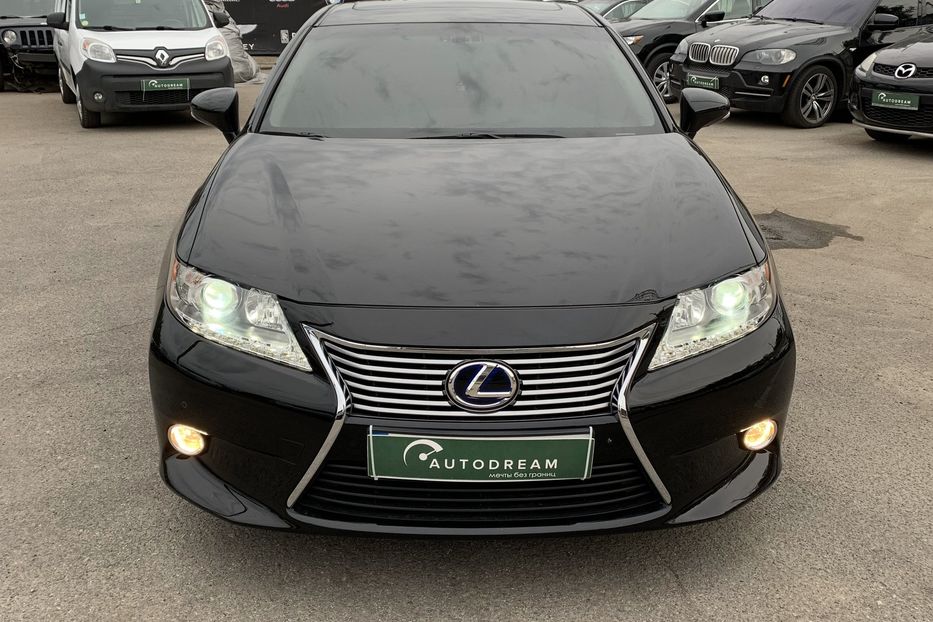 Продам Lexus ES 300 Hybrid 2013 года в Одессе