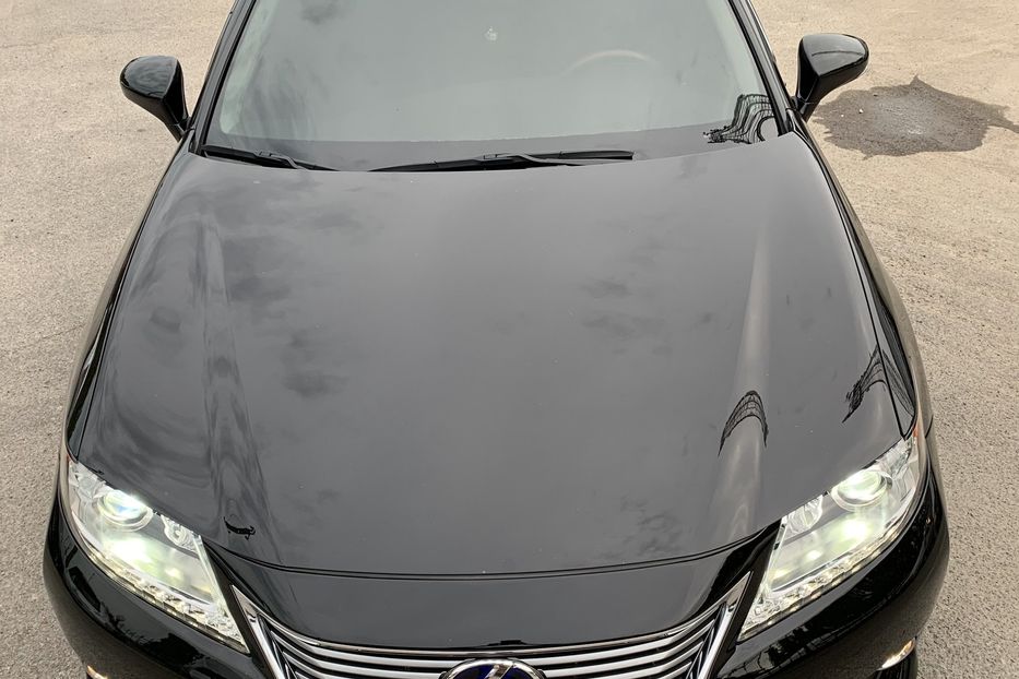 Продам Lexus ES 300 Hybrid 2013 года в Одессе