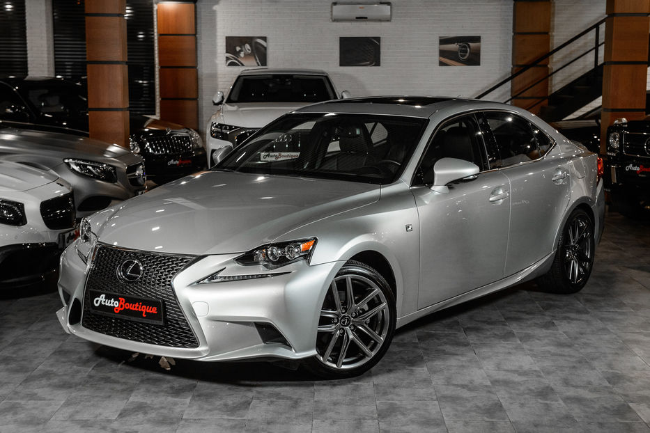 Продам Lexus IS 250  F-Sport 4WD 2015 года в Одессе