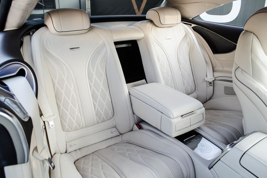 Продам Mercedes-Benz S-Class 63AMG Coupe 2014 года в Киеве