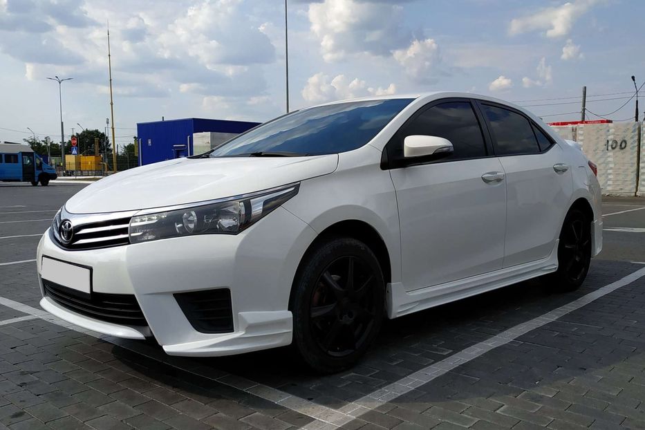 Продам Toyota Corolla 2013 года в Николаеве