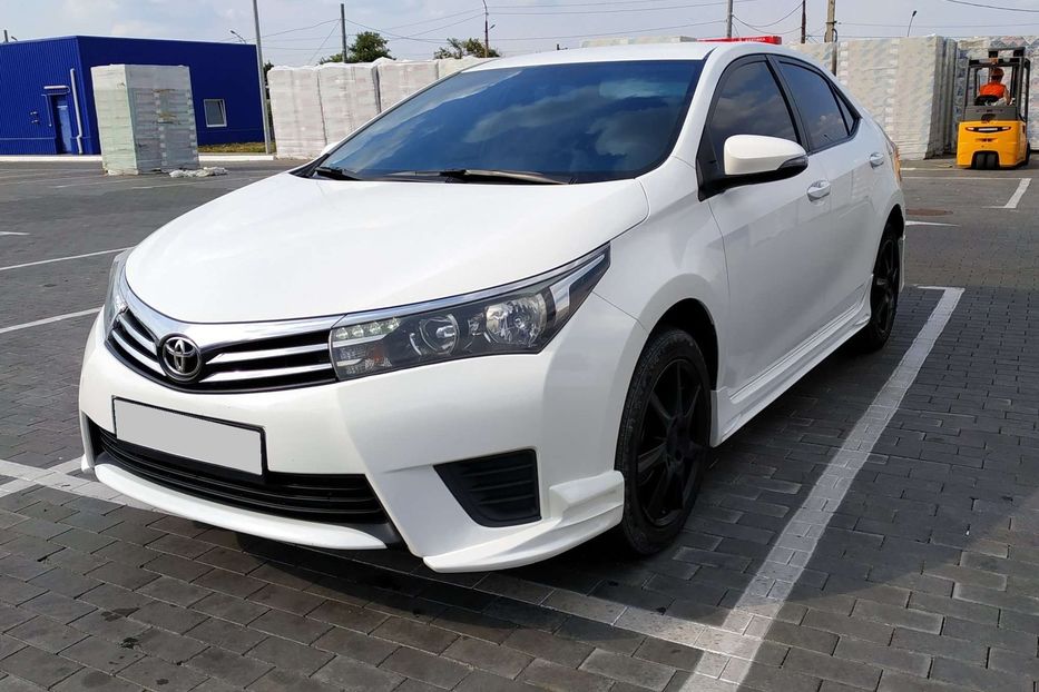 Продам Toyota Corolla 2013 года в Николаеве