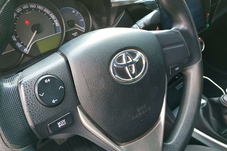 Продам Toyota Corolla 2013 года в Николаеве