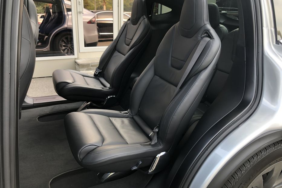 Продам Tesla Model X 75 D 2017 года в Киеве
