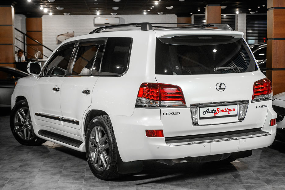 Продам Lexus LX 570 Luxury + 2013 года в Одессе