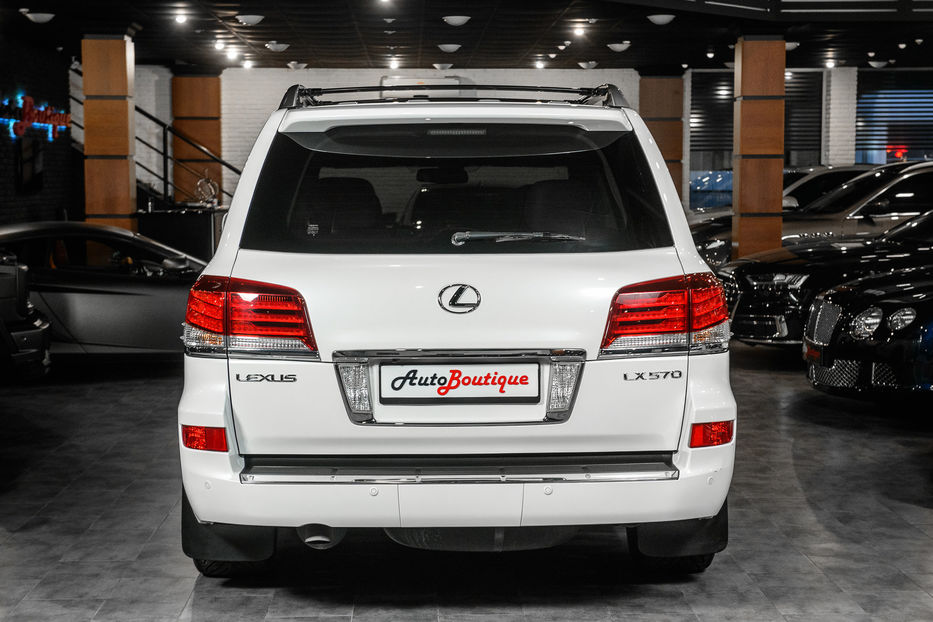 Продам Lexus LX 570 Luxury + 2013 года в Одессе