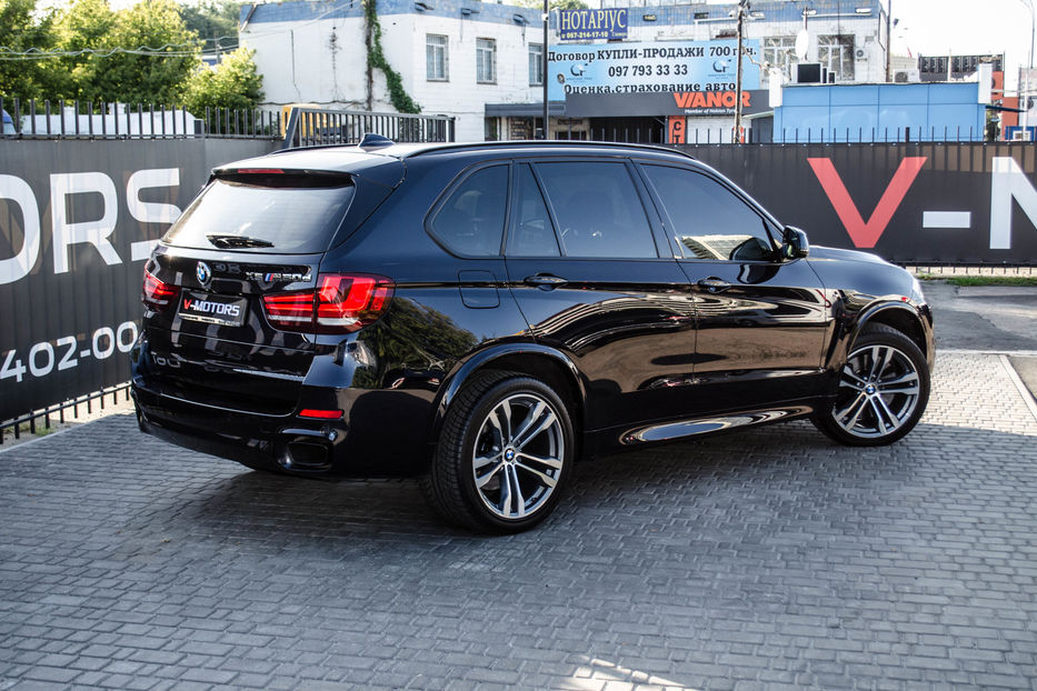 Продам BMW X5 M50d 2014 года в Киеве