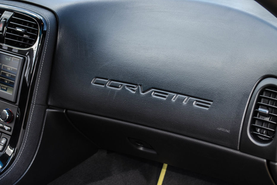Продам Chevrolet Corvette 6.2 LS3 2008 года в Киеве