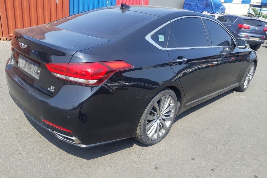 Продам Hyundai Genesis 2016 года в Одессе