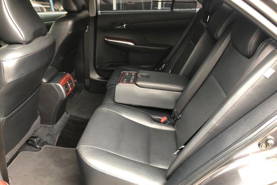 Продам Toyota Camry 3.5 2013 года в Киеве