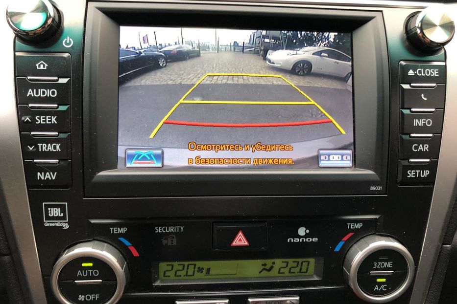 Продам Toyota Camry 3.5 2013 года в Киеве
