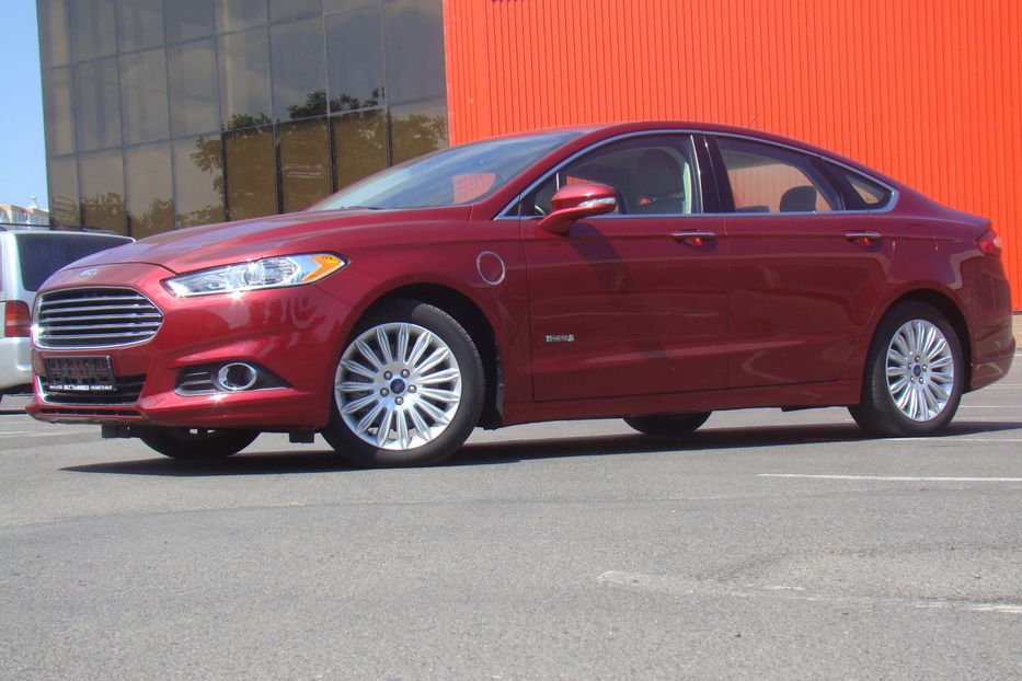 Продам Ford Fusion PLUGIN 2016 года в Одессе