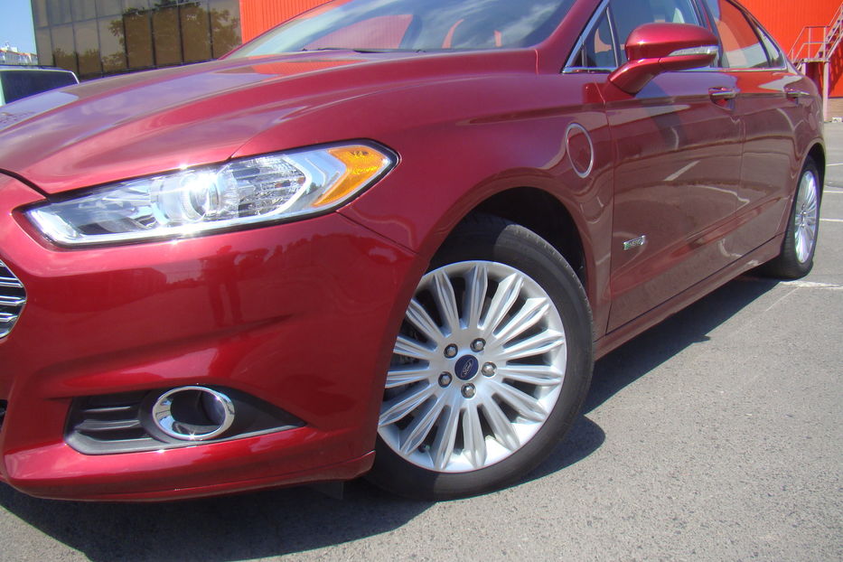 Продам Ford Fusion PLUGIN 2016 года в Одессе