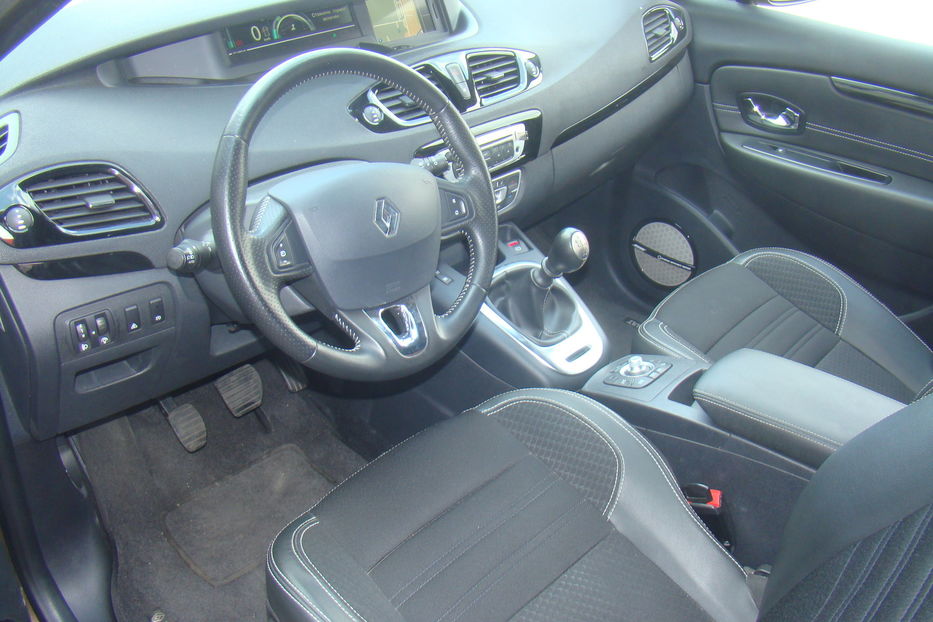 Продам Renault Grand Scenic BOSE 2015 года в Одессе