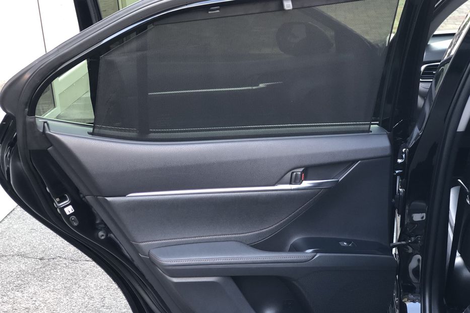 Продам Toyota Camry Premium 2017 года в Киеве
