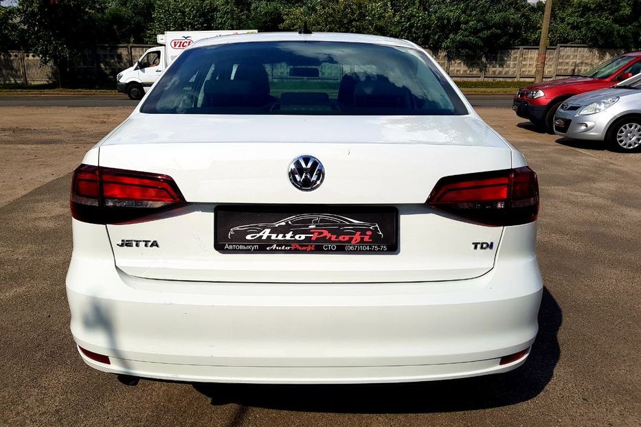 Продам Volkswagen Jetta 1.6TDI 2016 года в Киеве