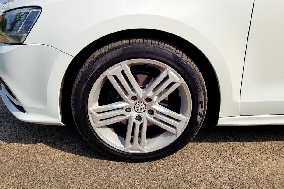 Продам Volkswagen Jetta 1.6TDI 2016 года в Киеве