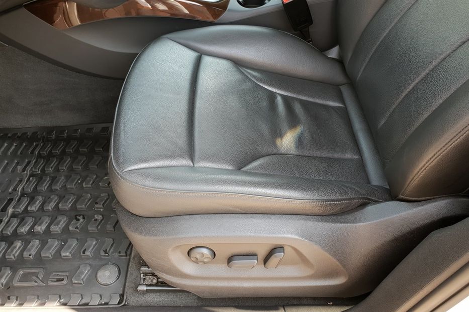 Продам Audi Q5 2013 года в Киеве
