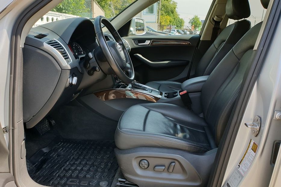 Продам Audi Q5 2013 года в Киеве