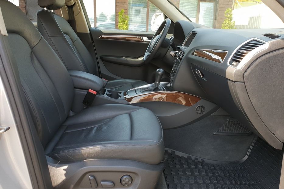Продам Audi Q5 2013 года в Киеве